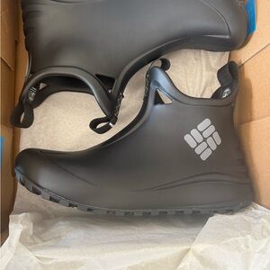 Columbia Mudranger Alpine Tundra Grey Green Boots Box Label